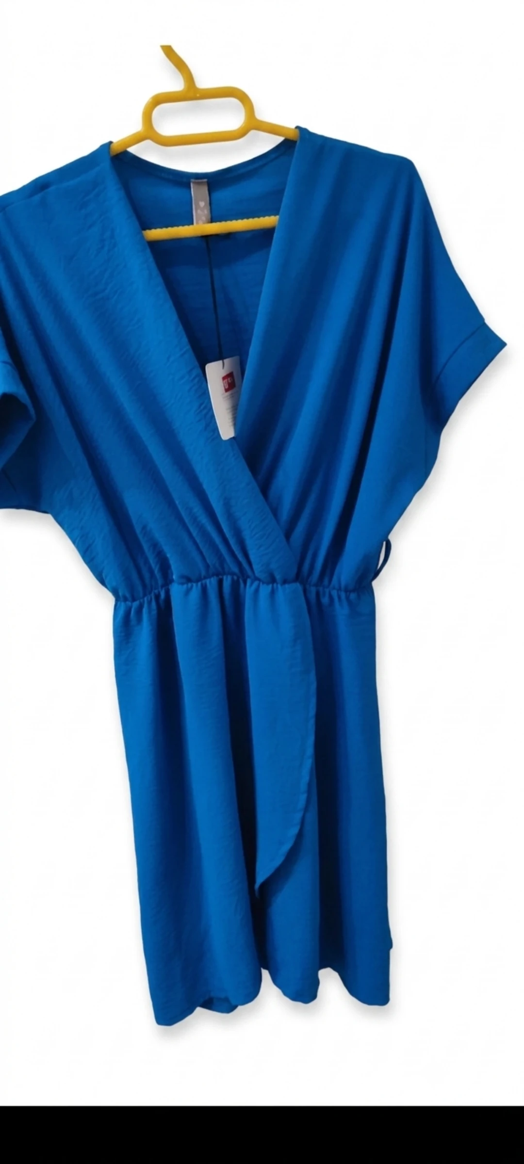 ​💙 Vestido corto cruzado en color azul eléctrico